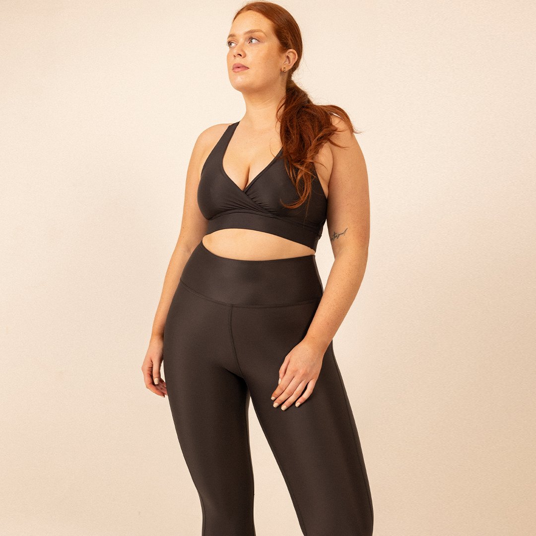 Hero Contour Legging in Charcoal Black - Actively Conscious